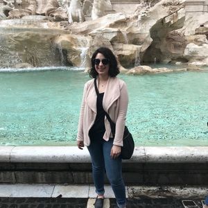 Meet your Posher, Christina